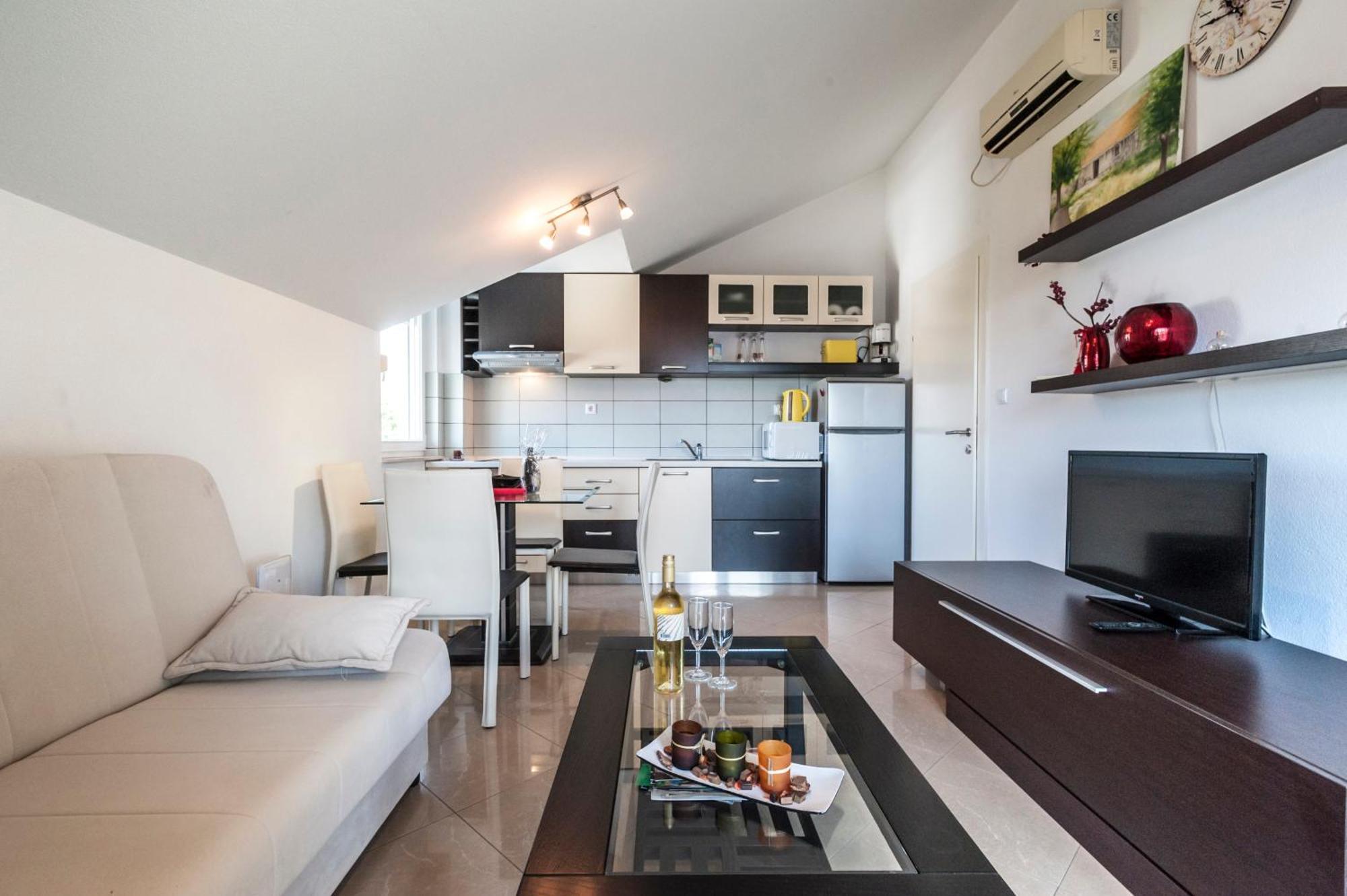 Apartment Tin Kastela Ngoại thất bức ảnh